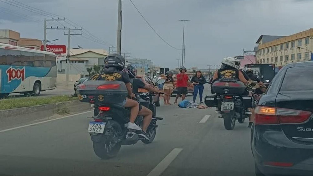 Idoso é atropelado a 200 metros de passarela na RJ-140, em São Pedro da Aldeia