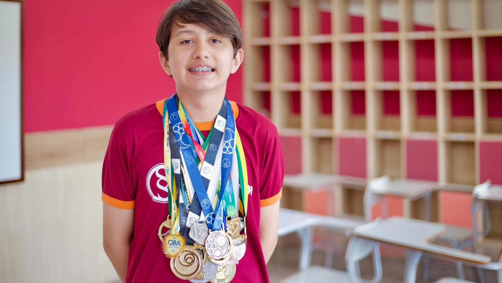 Adolescente de 12 anos é aprovado em matemática na UerjAdolescente: “passei com alguns pontos a mais”