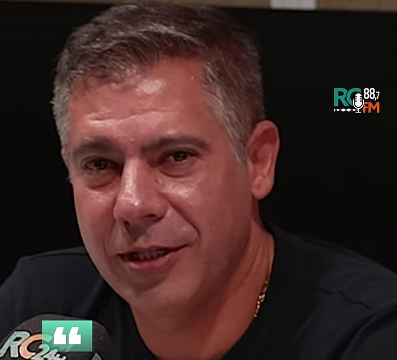 Prefeito de Cabo Frio elogia trabalhadores e dispara contra governo federal