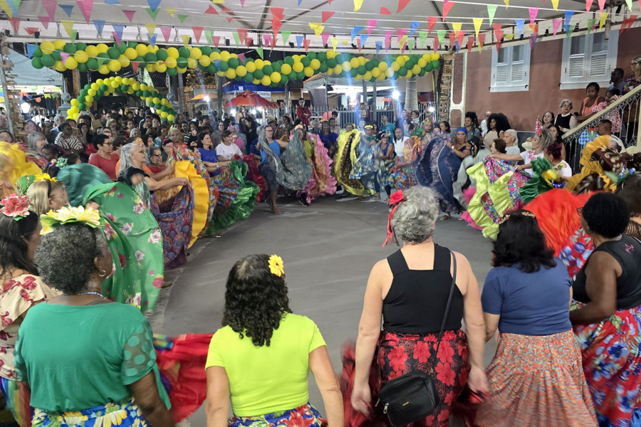Arraiá da Cultura movimenta o Solar dos Mellos com apresentações e comidas típicas