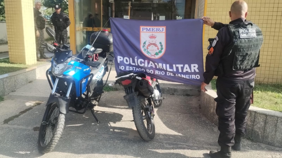 Acabou o “grau”: jovem é preso após empinar moto sem placa com sinais de adulteração em São Pedro da Aldeia