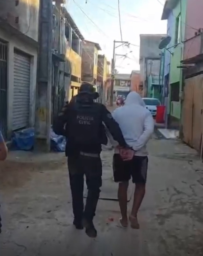 Homem é preso em Macaé após descumprir medida protetiva e ameaçar ex de morte por mensagens